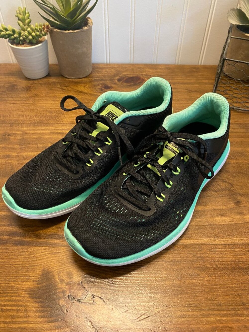 Nike Flex 2016 RN Running Shoes Black Green Volt - Women's Size 6.5
